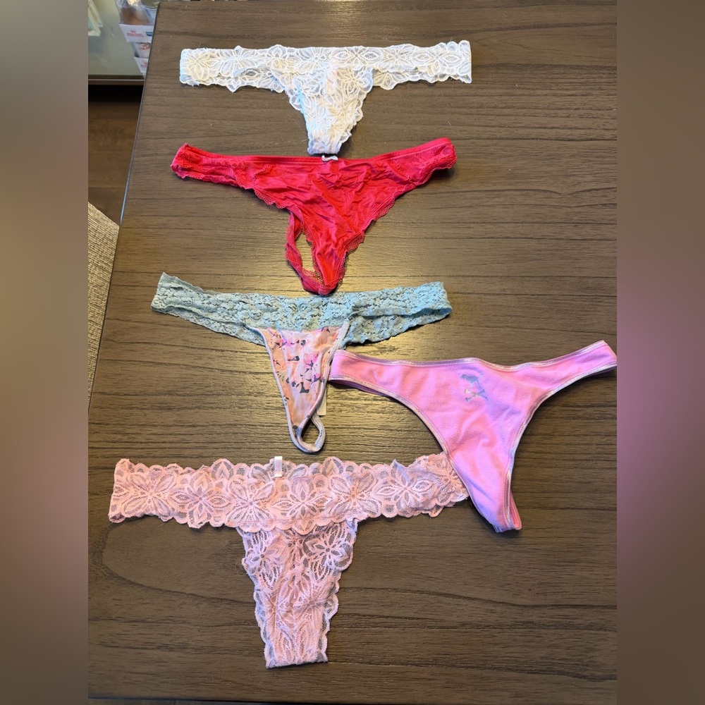 Victoria’s Secret size large